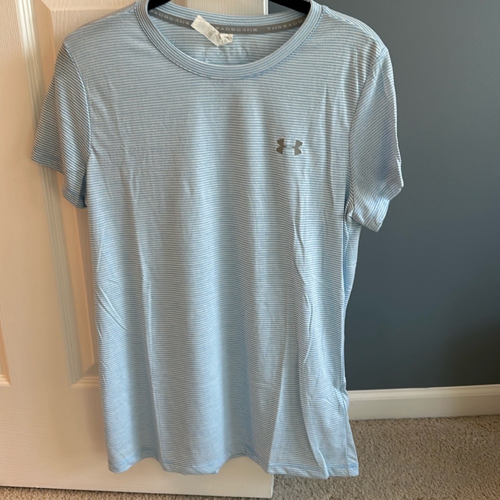 Under Armour  Top